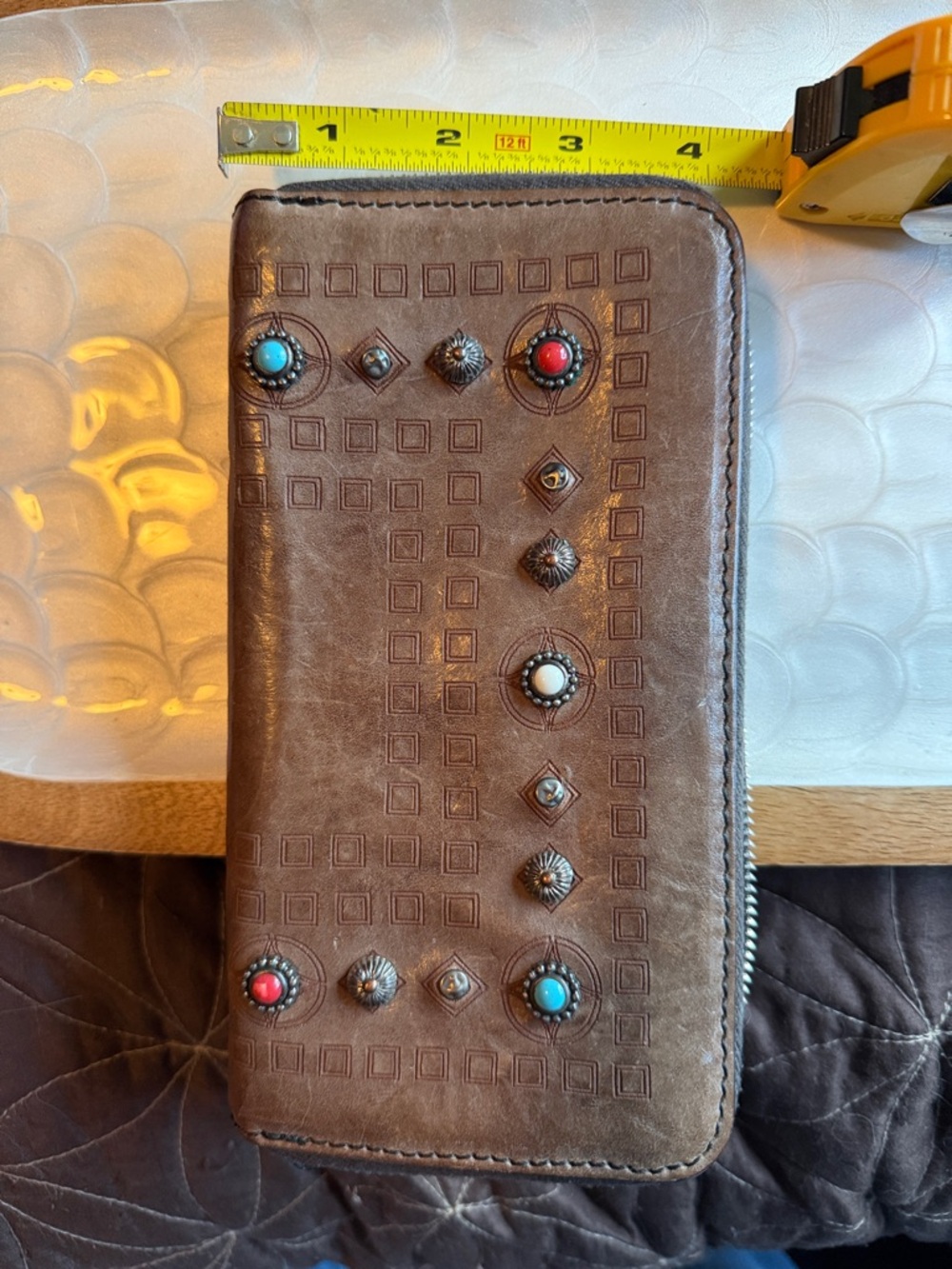 Campomaggi Brown Leather Zip Wallet with Stud and Turquoise/Red Accents - Picture 4 of 5